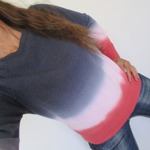 MAURICES Sweatshirt Size Medium Crew Neck Pullover - Picture 2 of 10